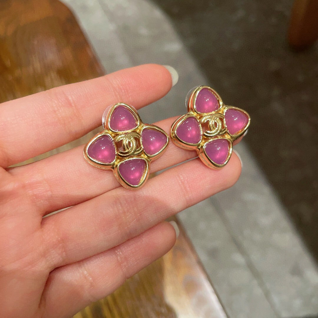 C 25  Flower Earrings