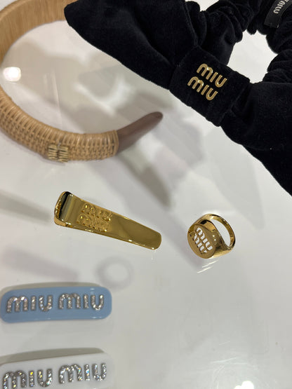 Mi 25 Golden letter duckbill clip hair clip