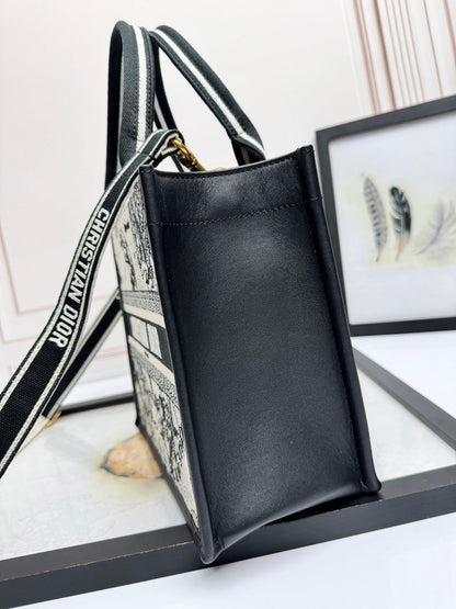 D 25 Embroidered Cowhide White Animal Small Crossbody Tote Bag