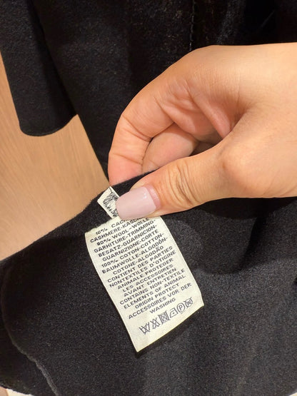 He 25 Embroidered cashmere coat