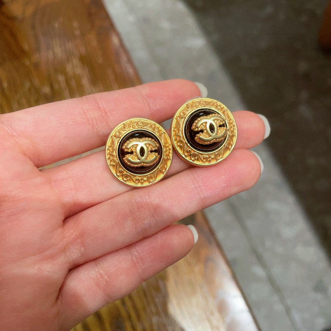 C 25 Classic Round Earrings