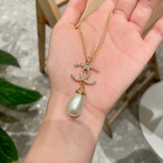 C 25 Pearl Necklace