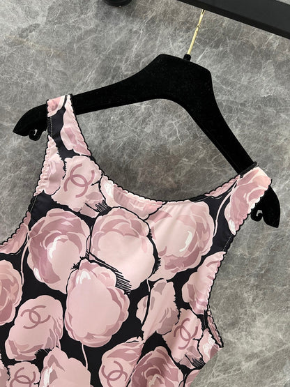 C 25 Medium Vintage Collection Black Pink Camellia Flower Print
