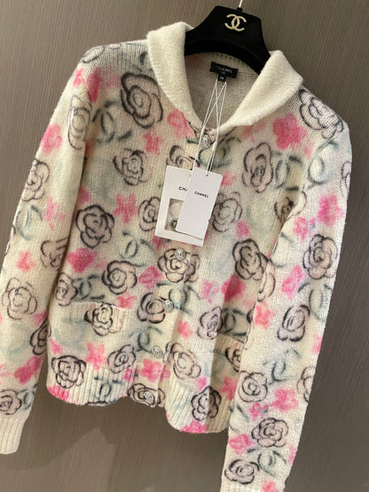 C 24 Floral pattern cashmere cardigan