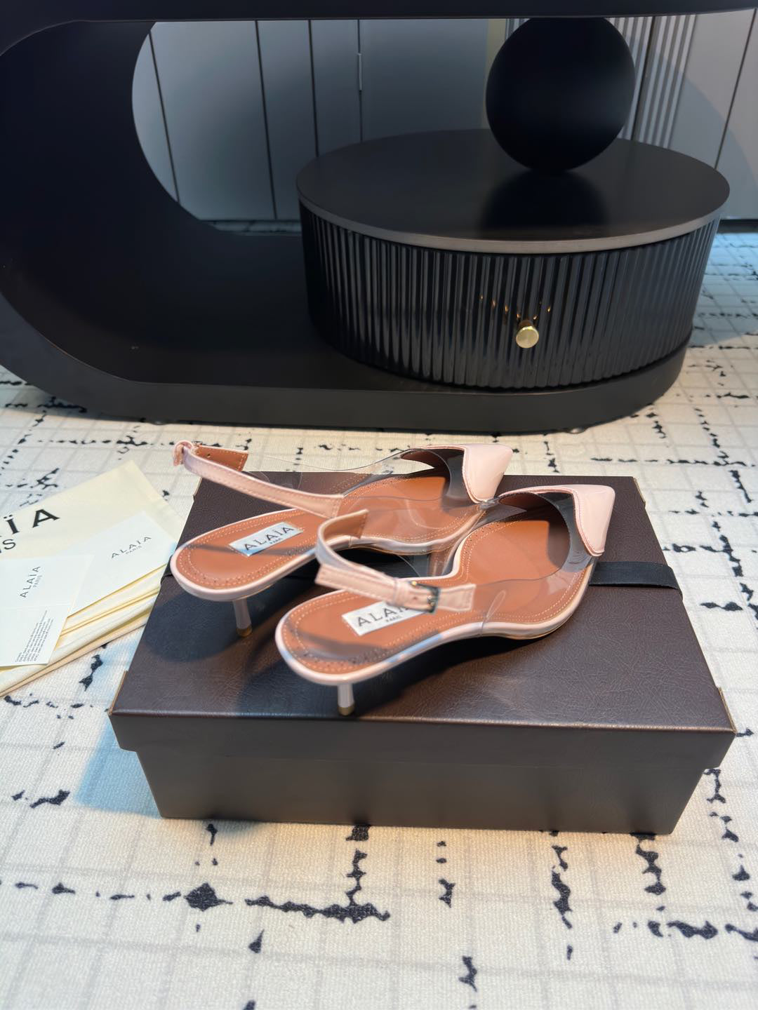 25 Bright patent leather high heels