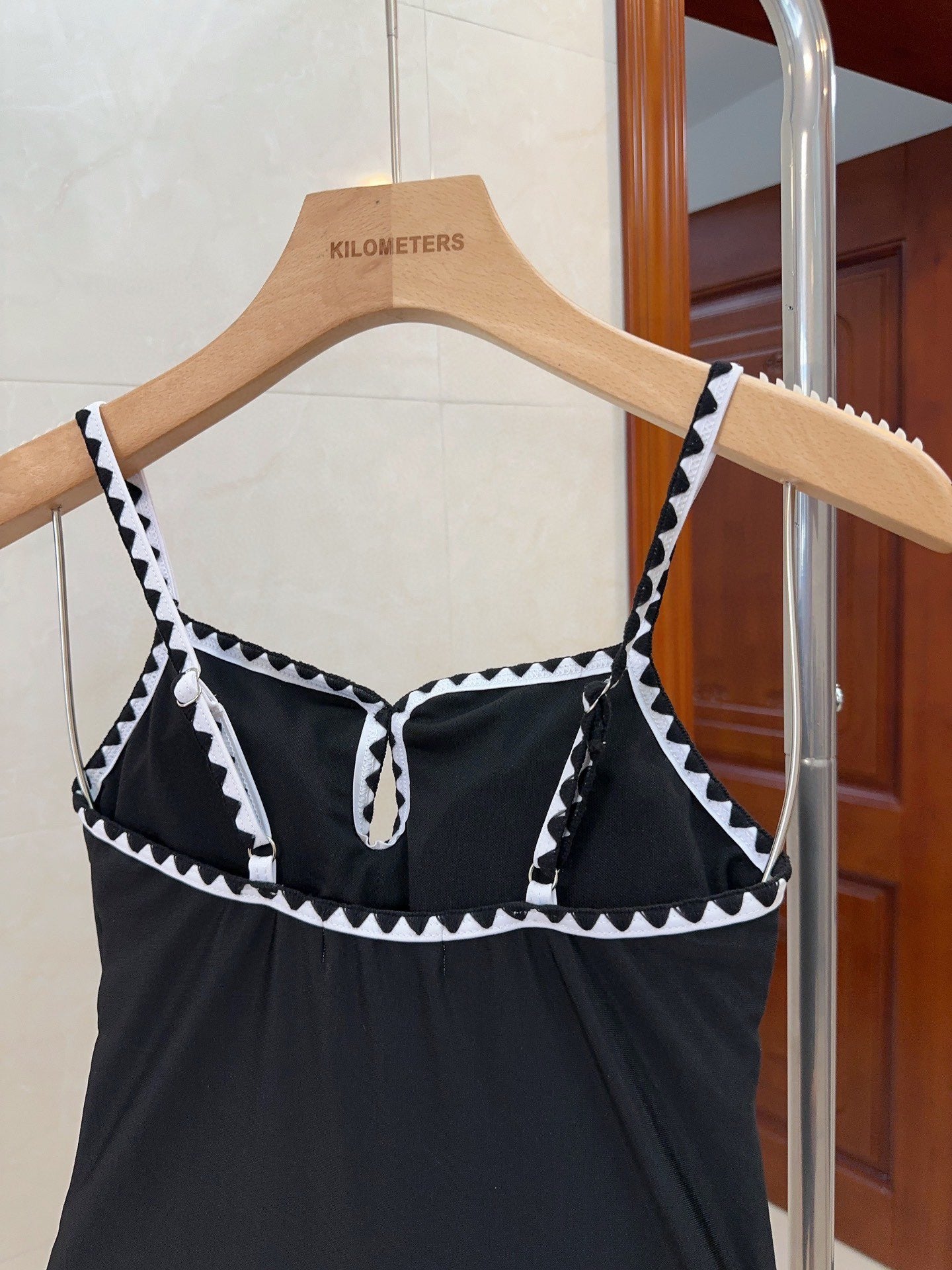 C 25 sling-back swimsuit