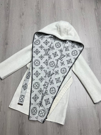 L 25 Classic wool coat