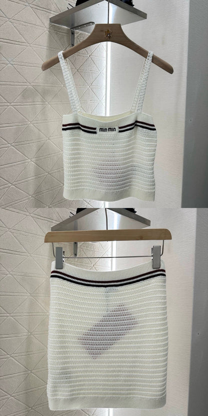 M 25 New for Spring/Summer Striped knit camisole set