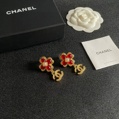 C 25  Flower Earrings