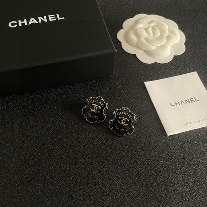 C 25  Earrings