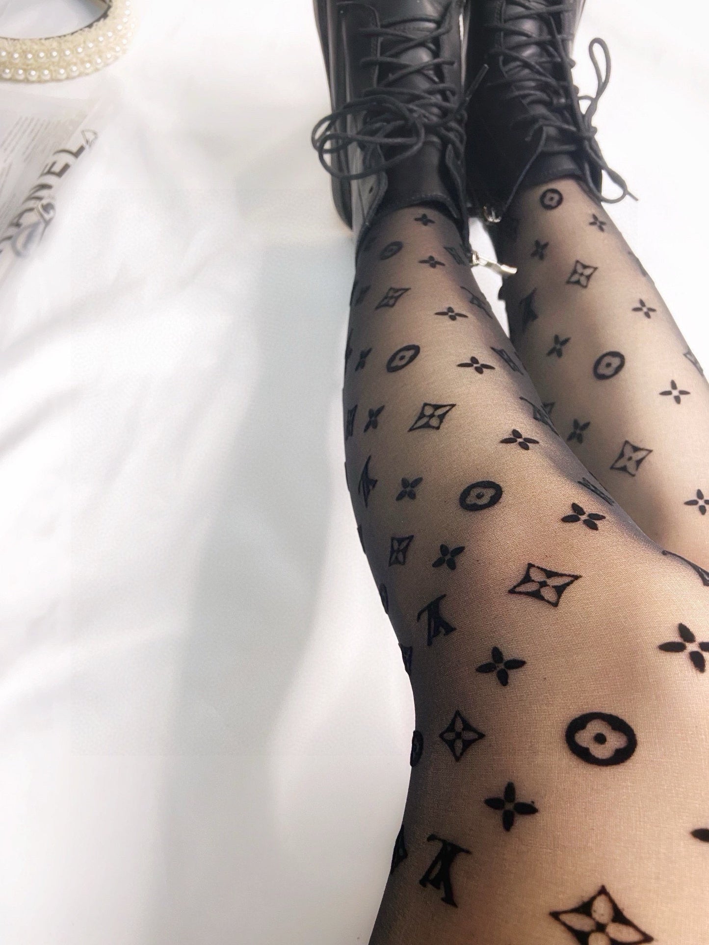 L Classic flocked letter stockings