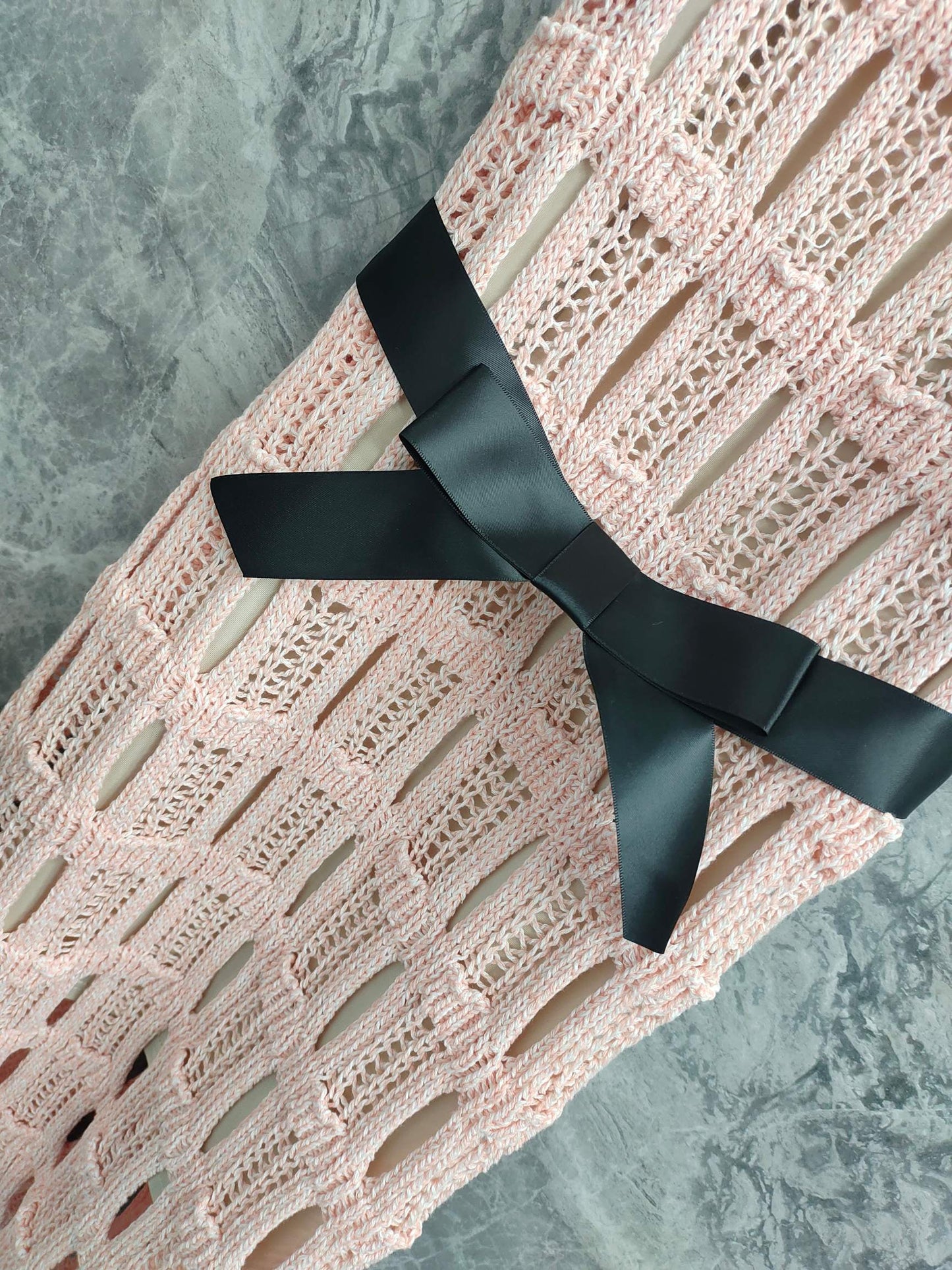 C 25 light pink knit cutout dress
