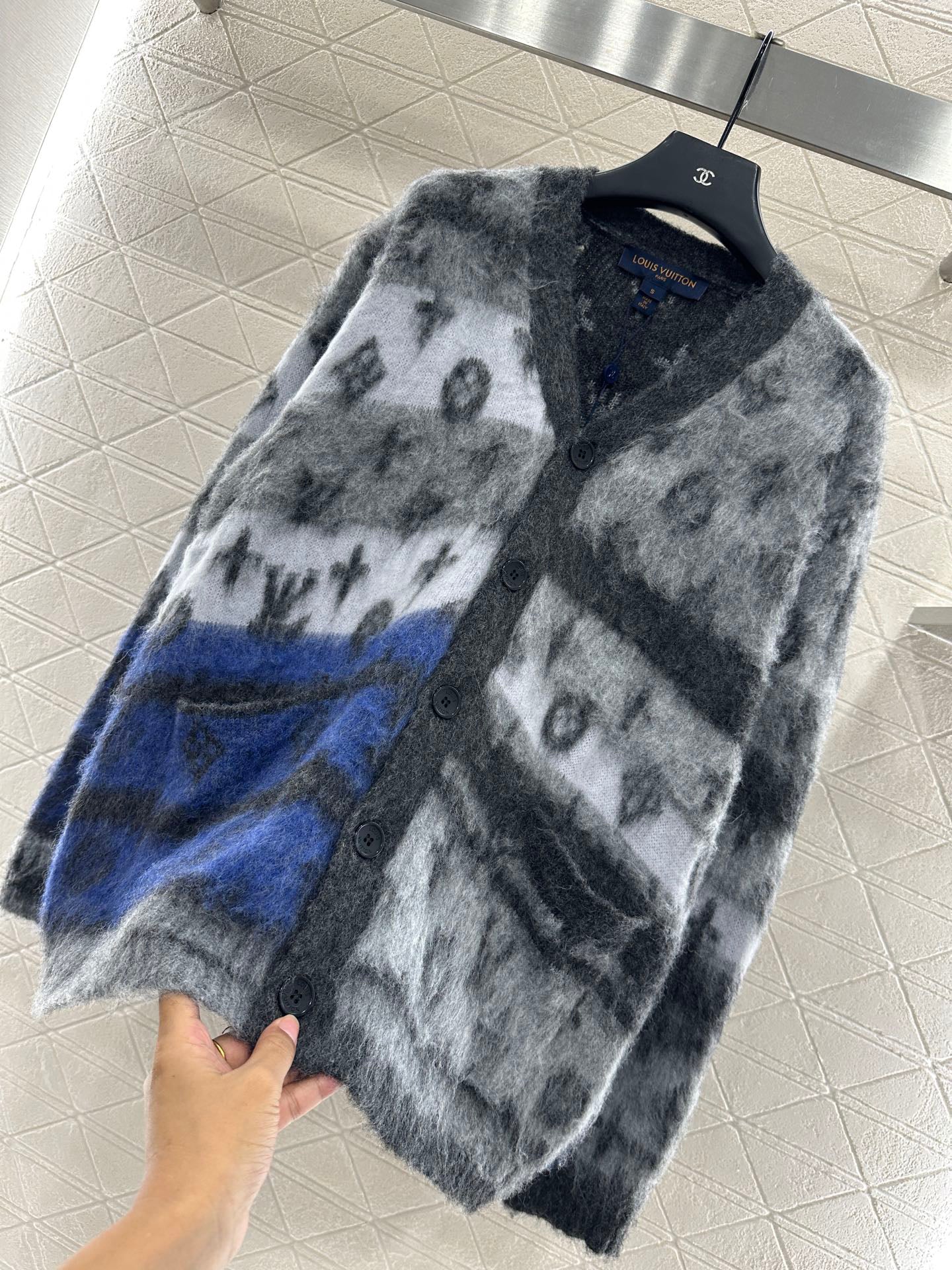 L 25 jacquard contrast mohair cardigan