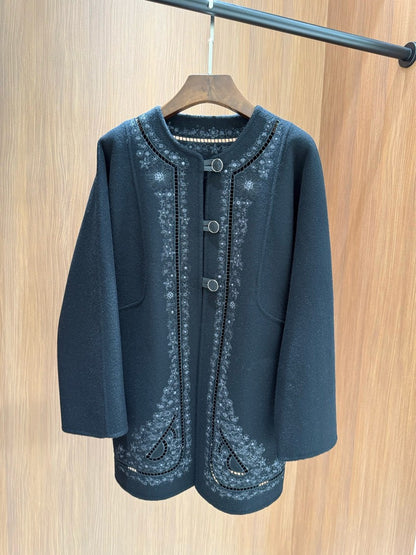 He 25 Embroidered cashmere coat