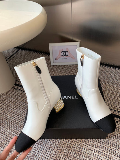 C 25 Round toe drill and short boots