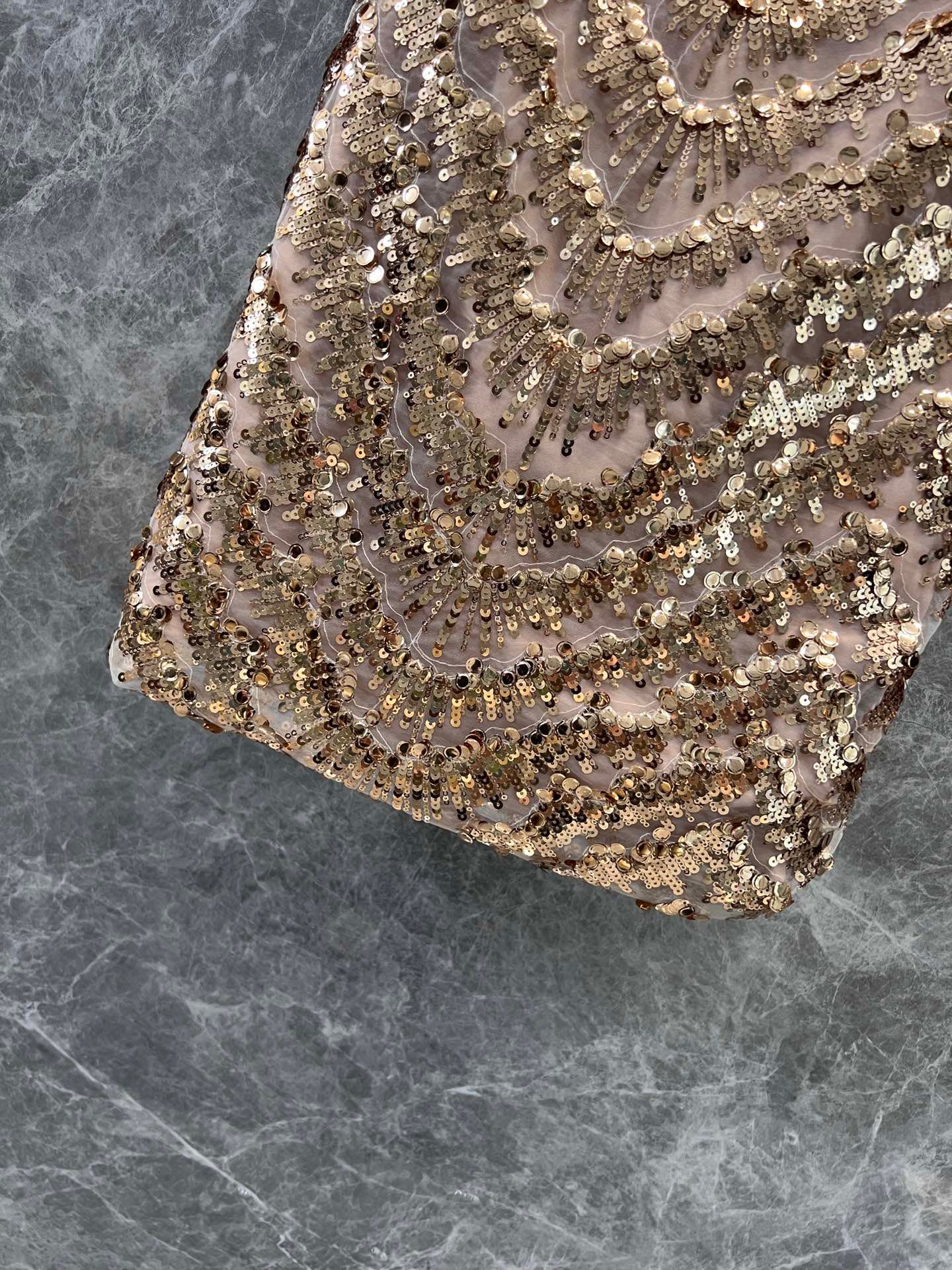 ZI 25 Light Luxury Sexy Gold Sequin Backless Dresses