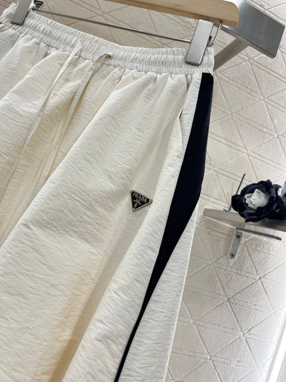 P 25Colorblocked Workwear Half Skirt