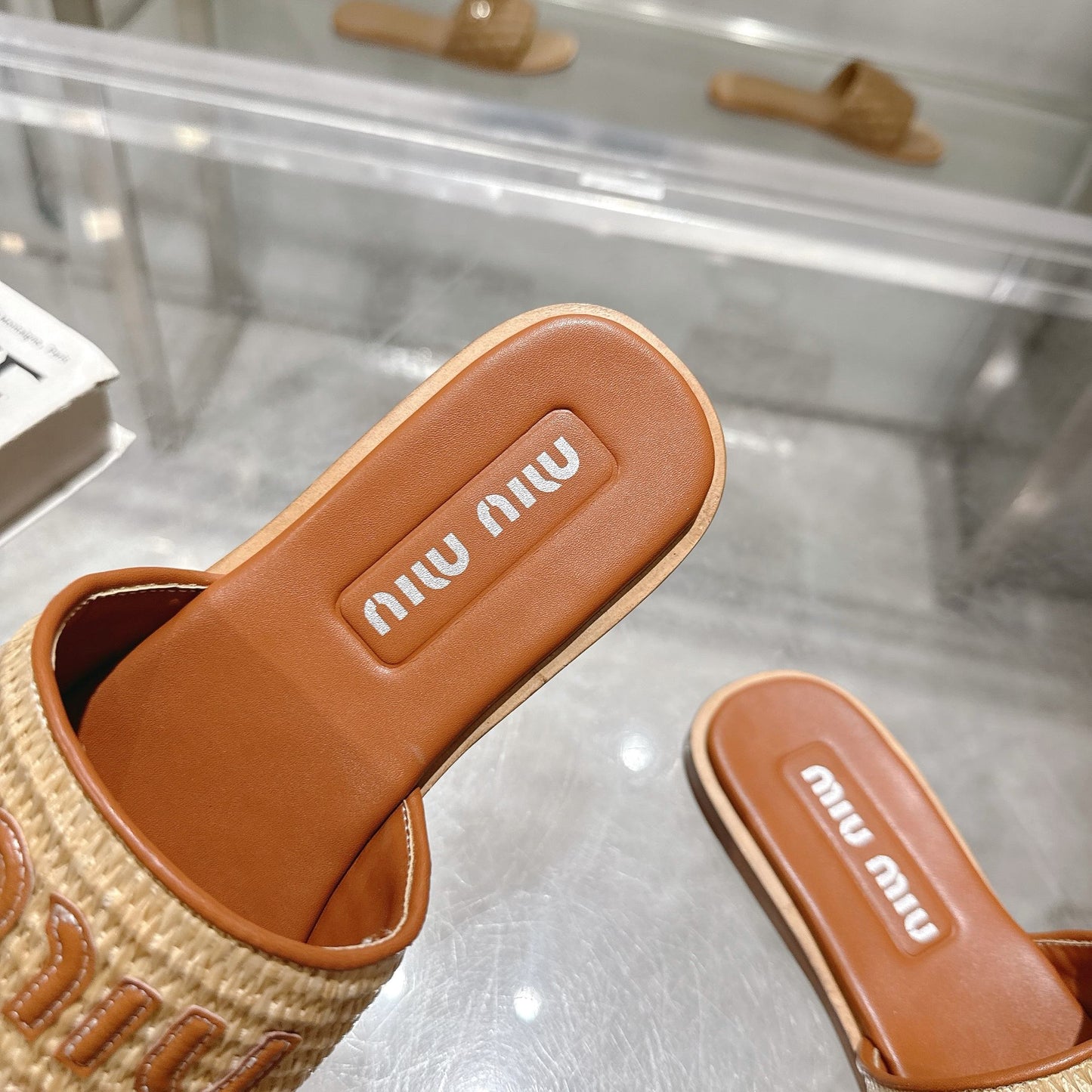 M 25ss new sheepskin sole, diamond upper slippers