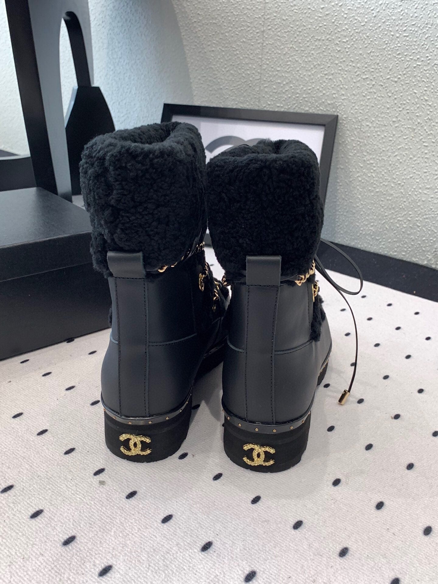 C 25 Classic snow boots（WHITE/BLACK）