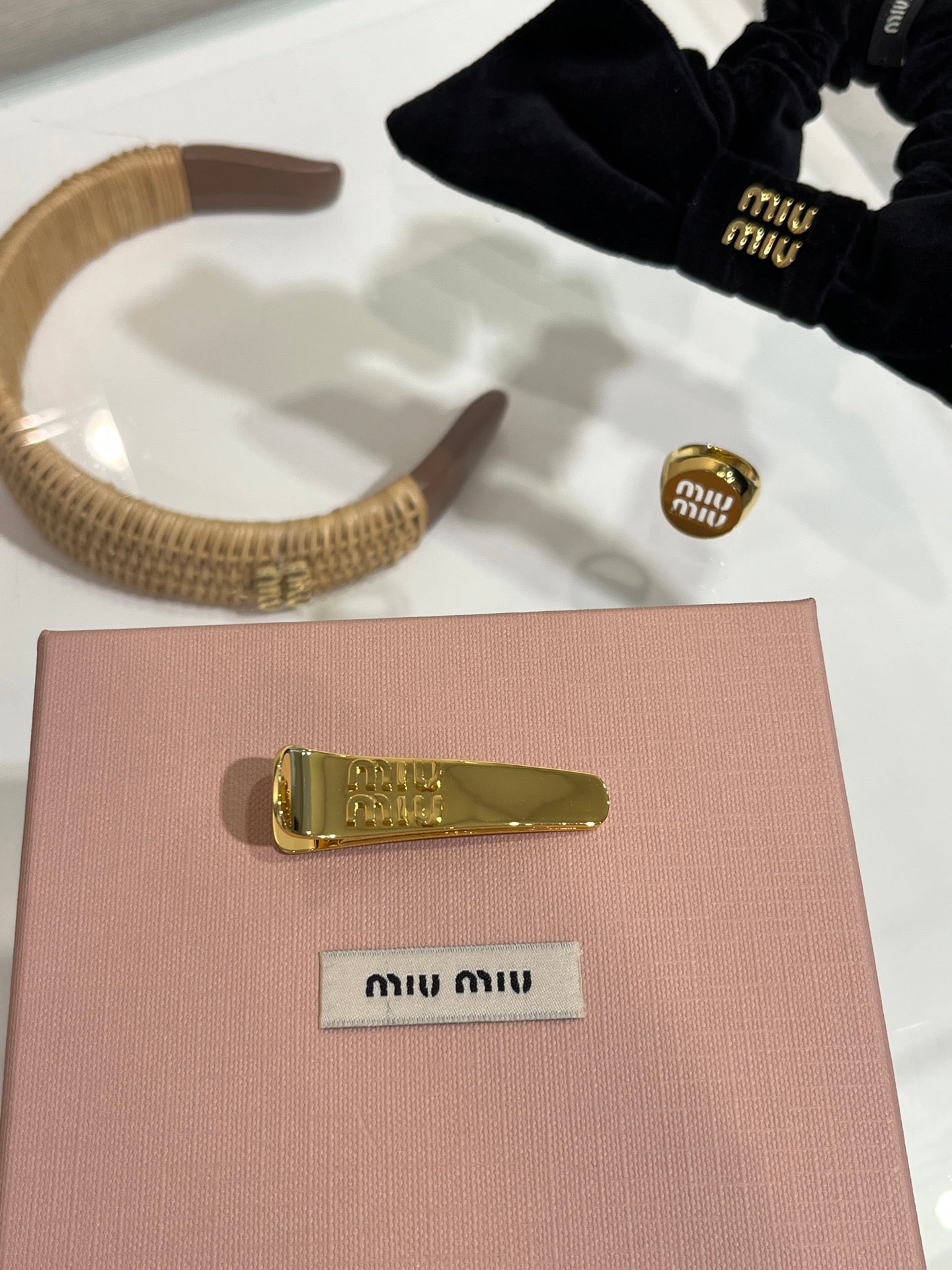 Mi 25 Golden letter duckbill clip hair clip