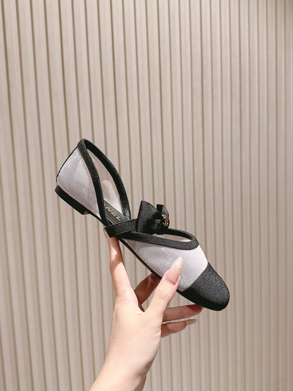 C 25 New Mary Janes