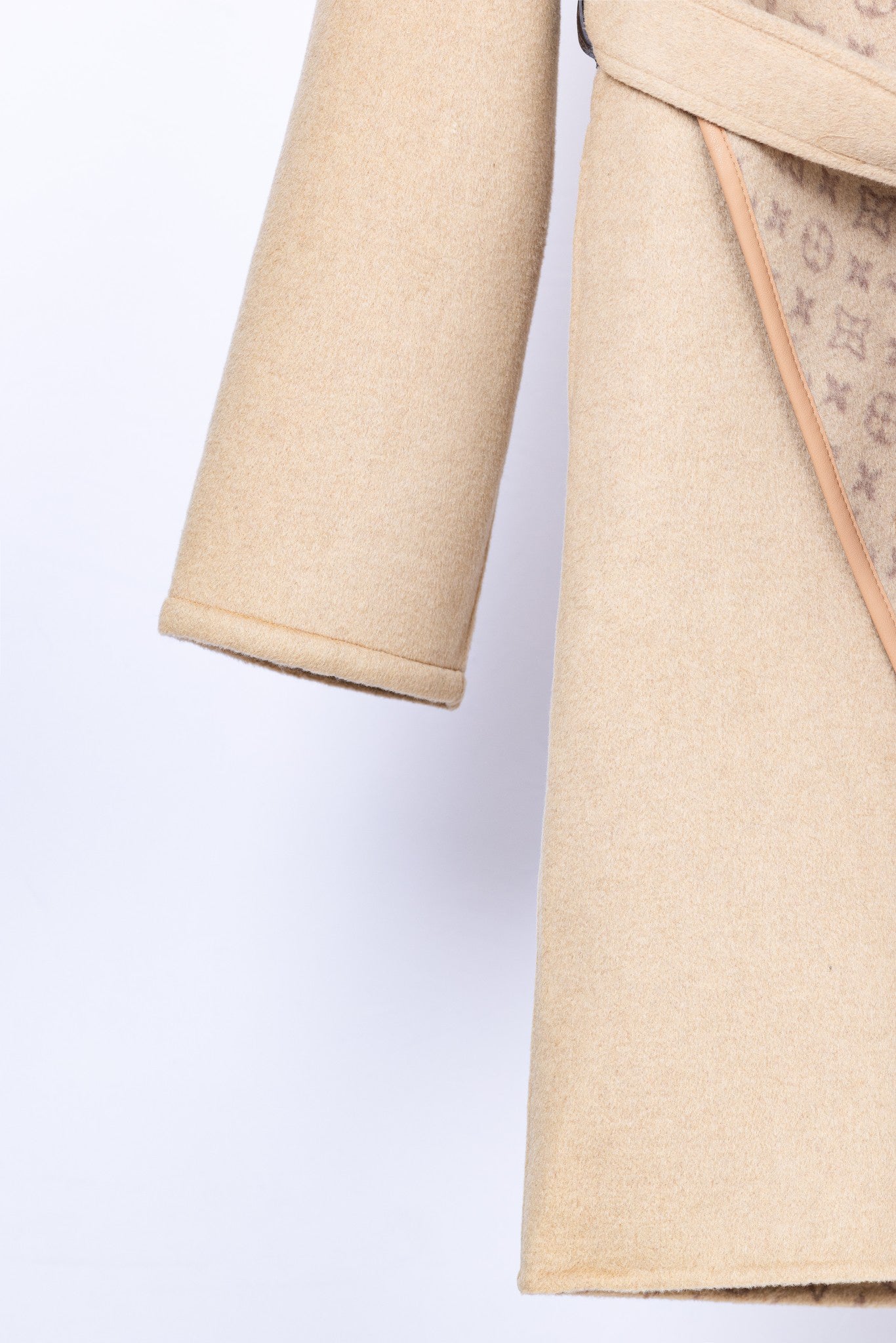 L 25 Classic wool coat