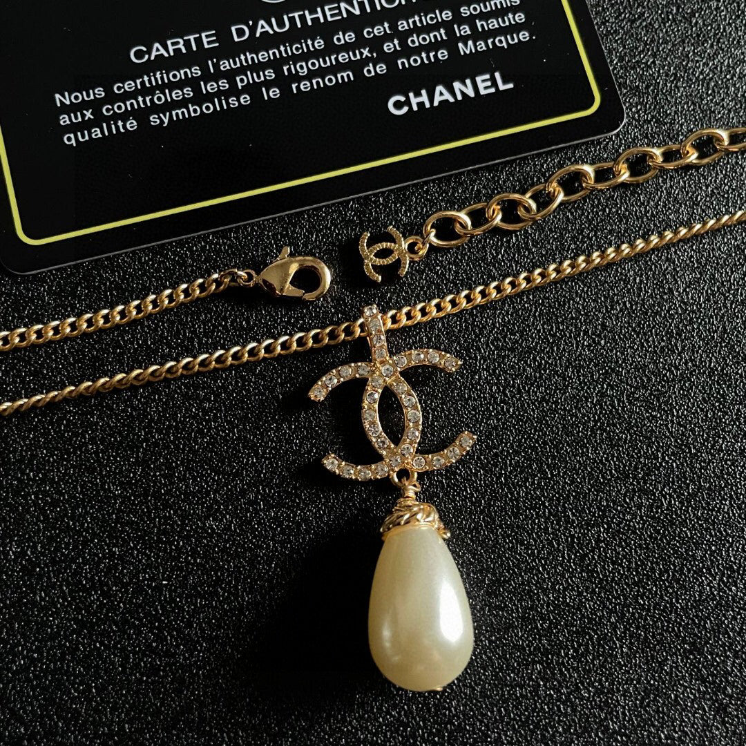 C 25 Pearl Necklace