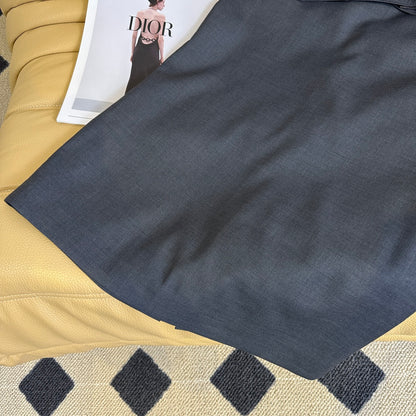 P 25 Irregular mid length skirt