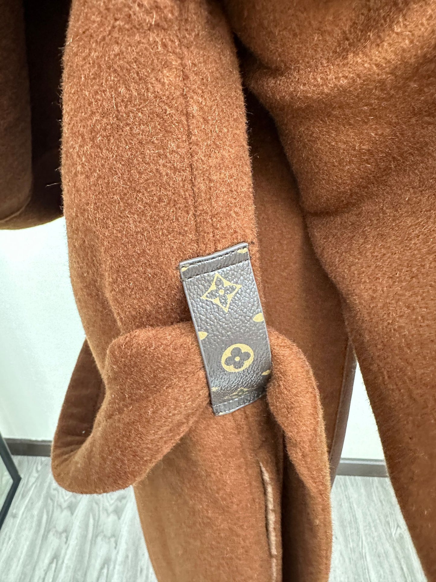 L 25 Classic wool coat