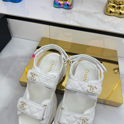 C 25 Velcro Slippers Casual Beach Shoes
