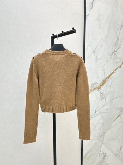 P 25 College style diamond plaid long sleeved sweater