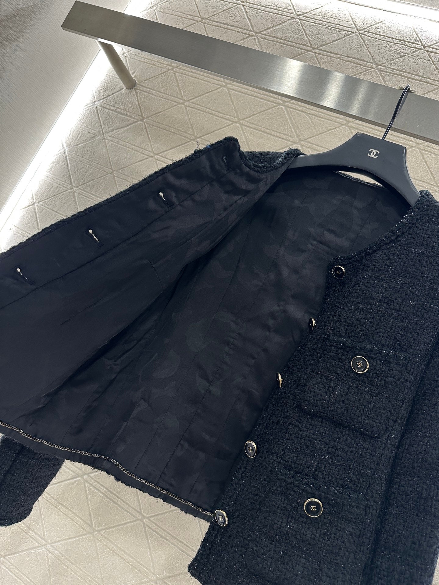 C 25 Bundled and woven woolen coat