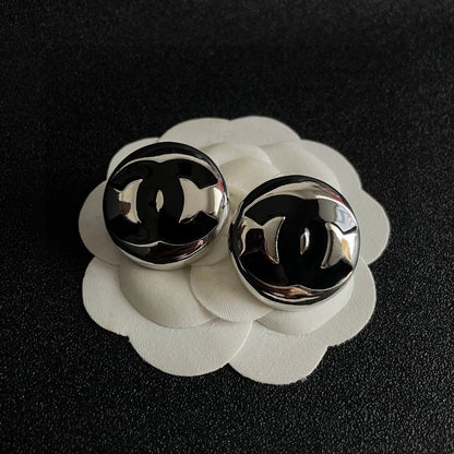 C 25 Round Earrings