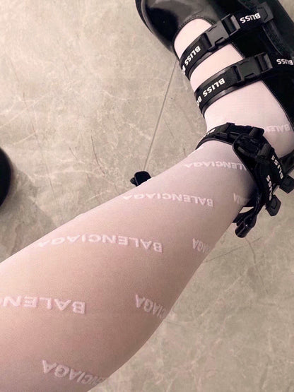 B Classic flocked letter stockings