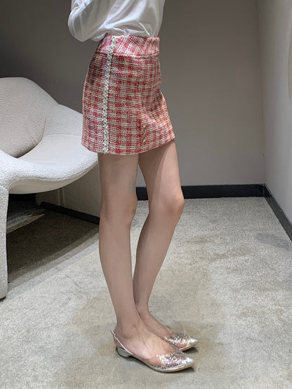 C 25 Red and white checked tweed beaded skirt