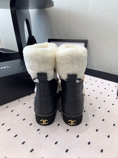 C 25 Classic snow boots（WHITE/BLACK）