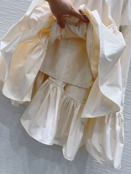C 25 Irregular skirt