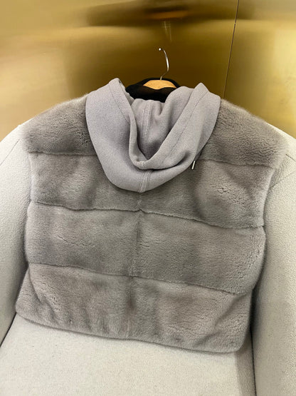 Bru 25 Noble and luxurious Mink Hooded Vest