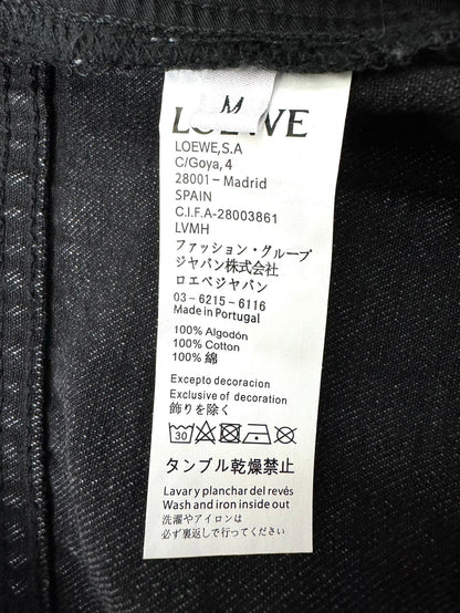 LO 25 Embroidered logo jeans at knee position