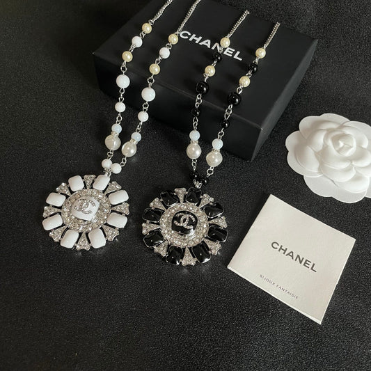 C 25 Star Necklace