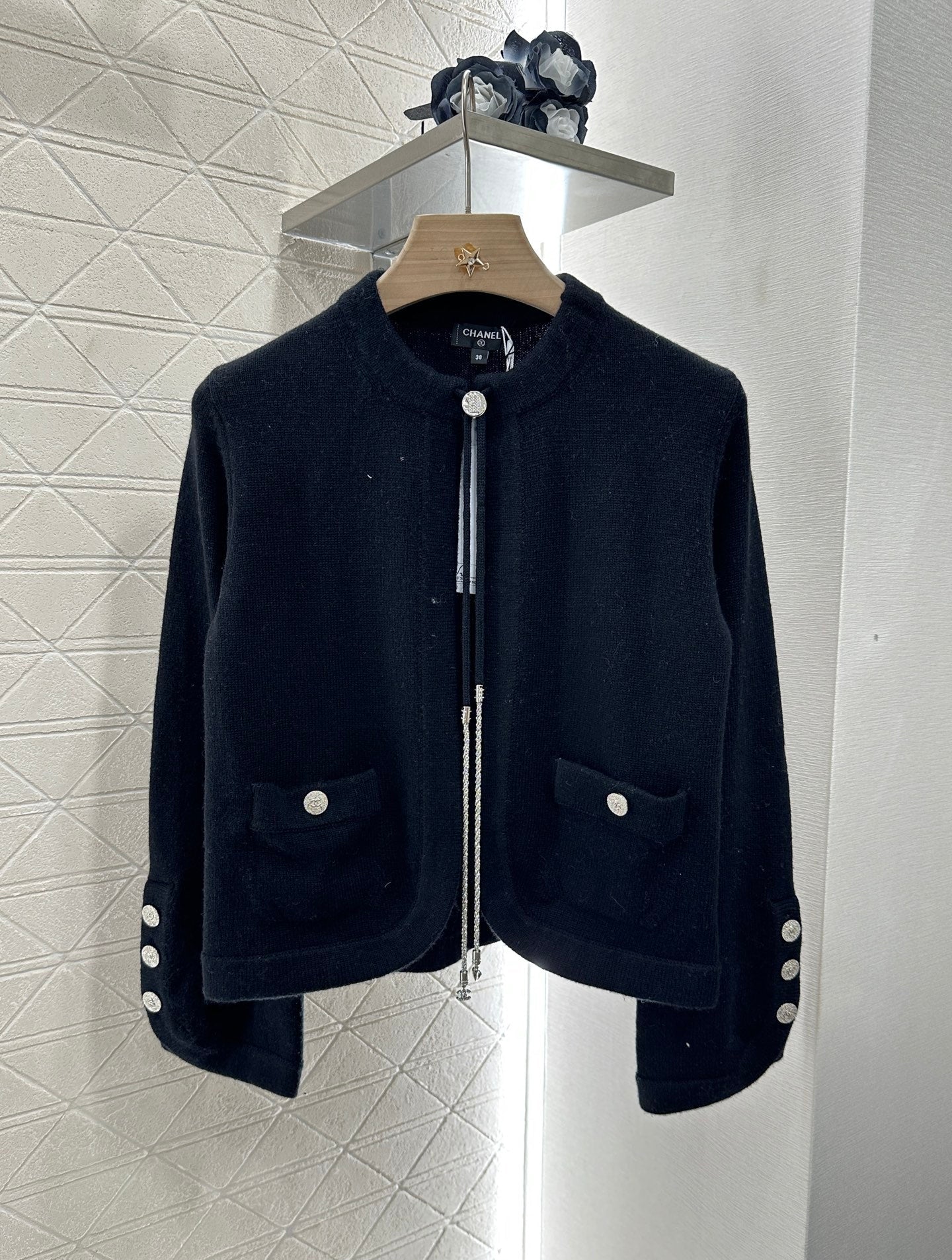 C 2025 new products Knitted cardigan（RED,BLACK,BLUE,LIGHT BLUE,PINK）