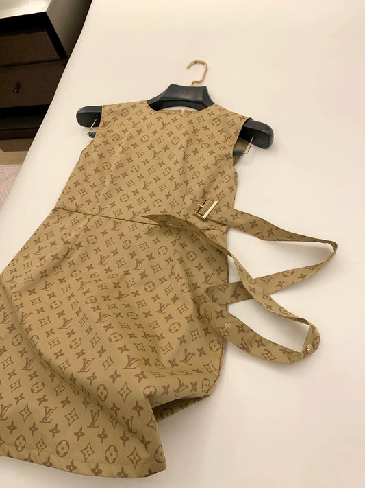 L 25 Khaki Belt Dress