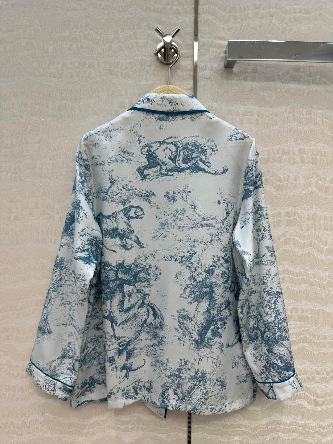 D 25 New Pajama Style Silk Shirt