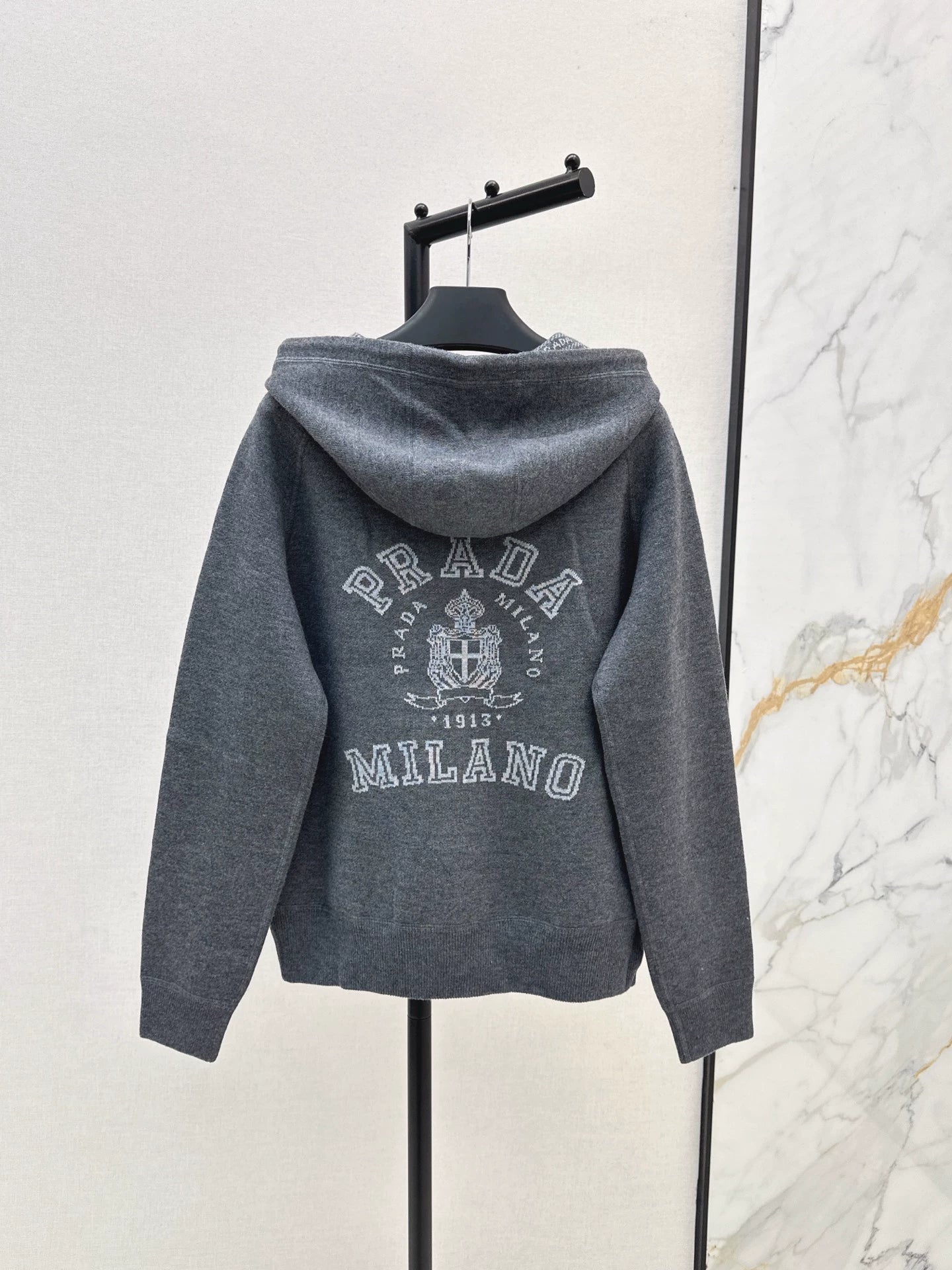 Pr 25 Double-faced wool coat with monogram