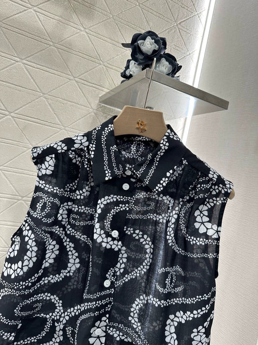 C 25 Printed Sleeveless Vest Shirt