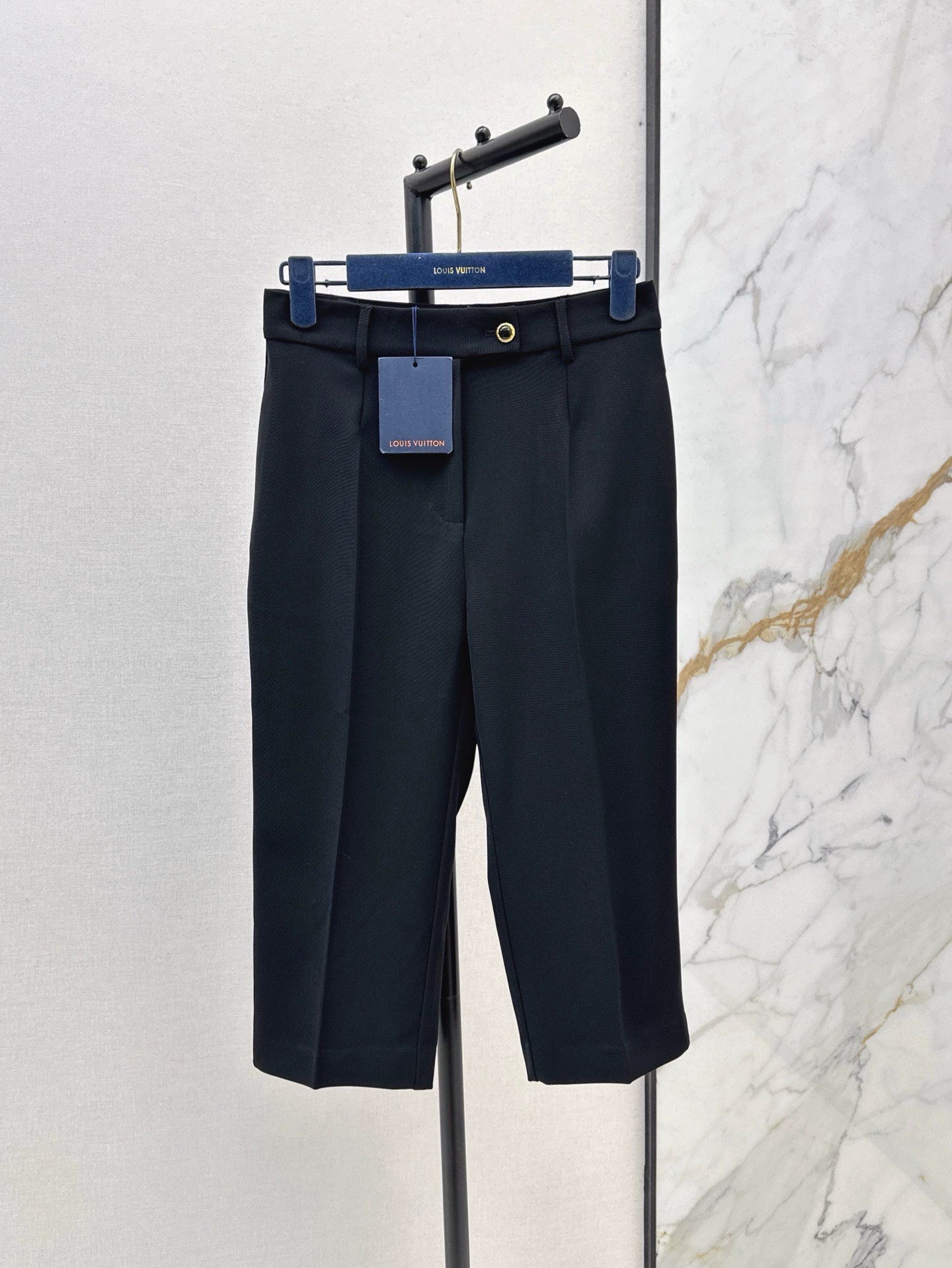 L 25 Spring/Summer New Ruffled Bubble Sleeve Top ➕ Suit 7-minute Pants Set