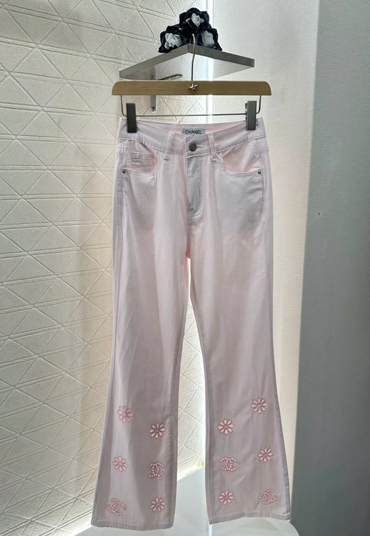 C 25 New Hollow Embroidery Micro Jeans