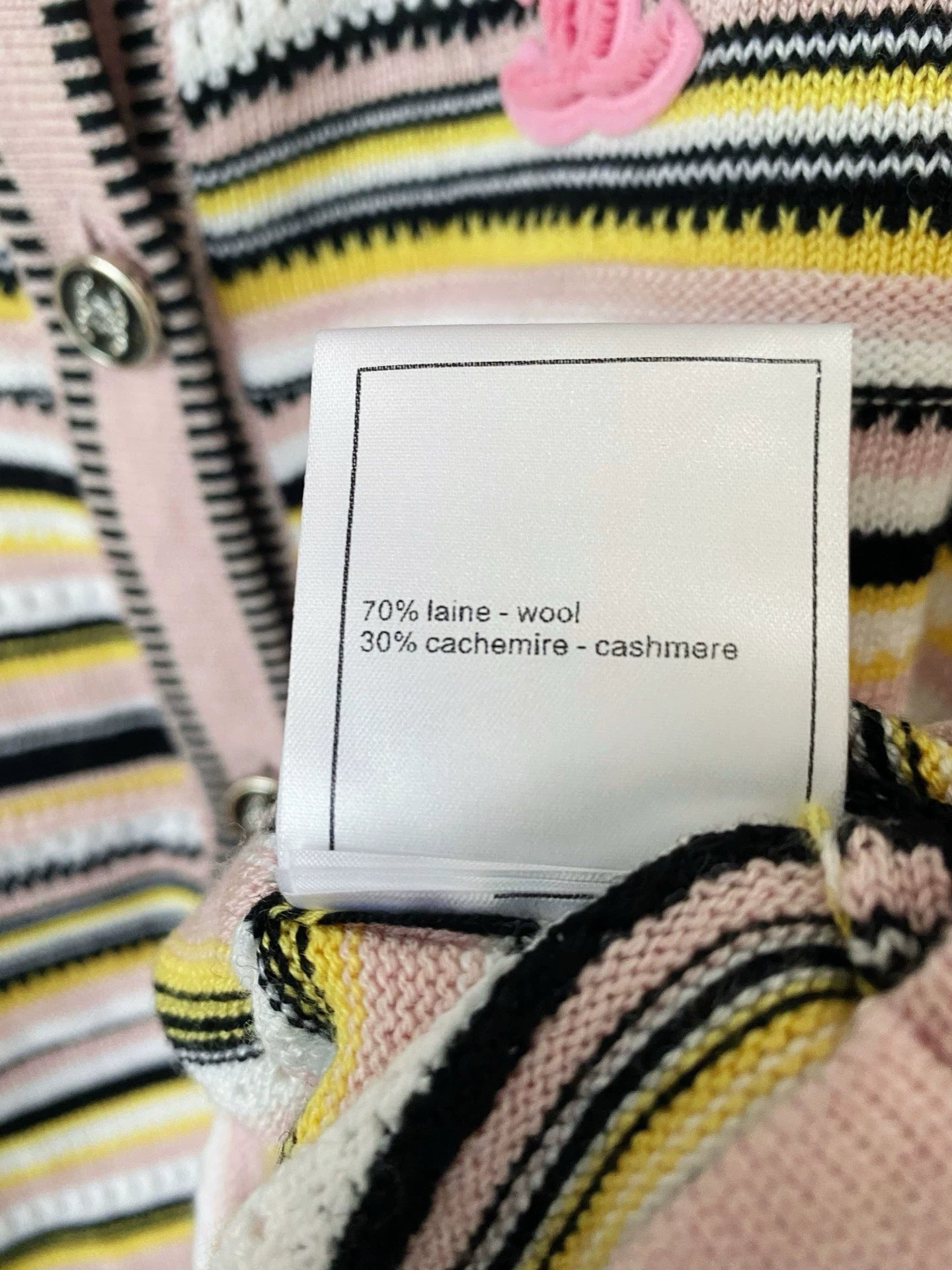 C 25 new striped round neck cardigan