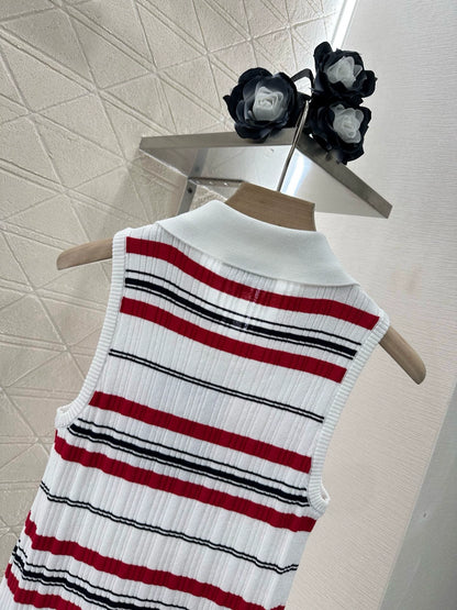 C 25 Turtleneck striped knit undershirt
