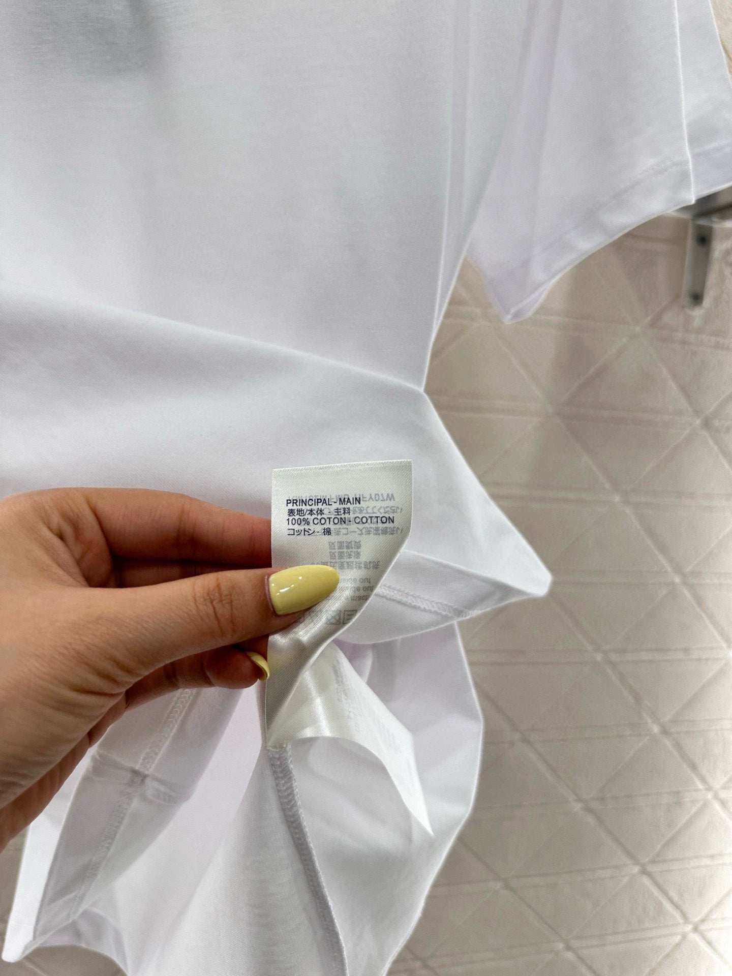 L 25 Round Neck Embroidered Letter Chain Short Sleeve T-Shirt